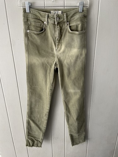 2 Pair We The Free Jeans Denim Bundle Size 27 CRVY Fringe Jeans Classic Bundle - Picture 11 of 13