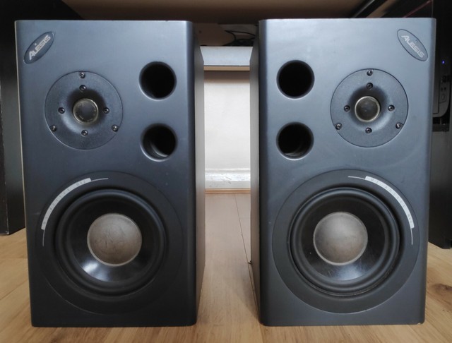 alesis speakers m1 active