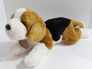 stuffed beagle