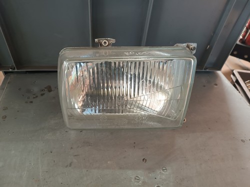 Scheinwerfer rechts VW Passat 32B Frontscheinwerfer Hella 301-124502 H4