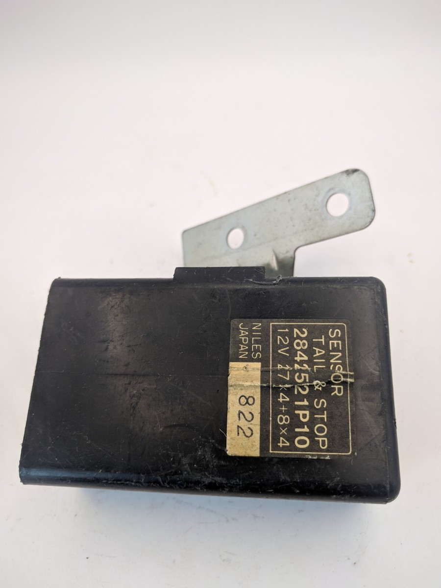 1987-1989 Nissan 300ZX Z31 Tail Light Brake Stop Sensor 1987-1989 Nissan 300ZX Z31 Tail Light Brake Stop Sensor