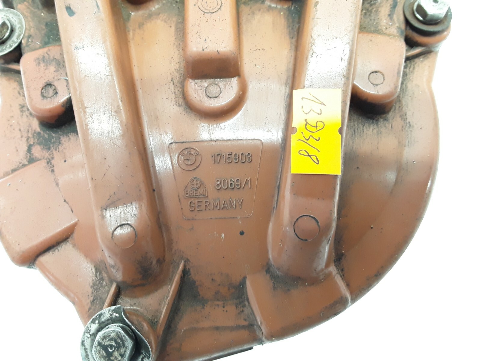 BMW 7 Series E38 Genuine Distributor Spark Plug Wire Cap Cover for  