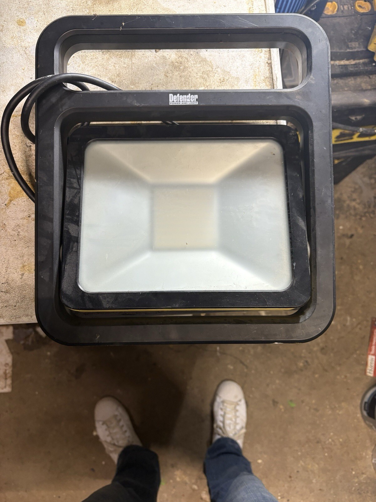 Defender 110 V Light