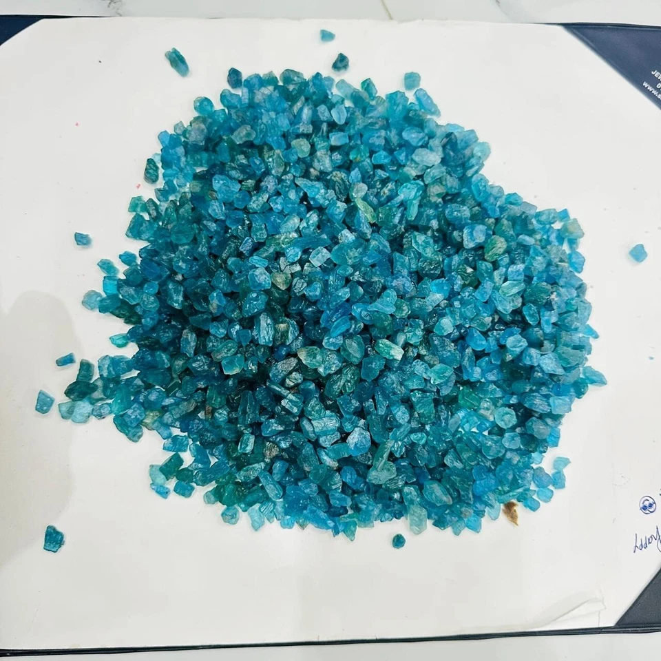 Lote de piedras preciosas sueltas ásperas fila azul apatita natural Madagascar (tamaño 5-12 mm) Foto 2 de 4