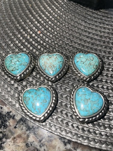Vintage Lot Of 5 Heart Shaped Faux Turquoise Snap On Button Covers - Picture 7 of 10