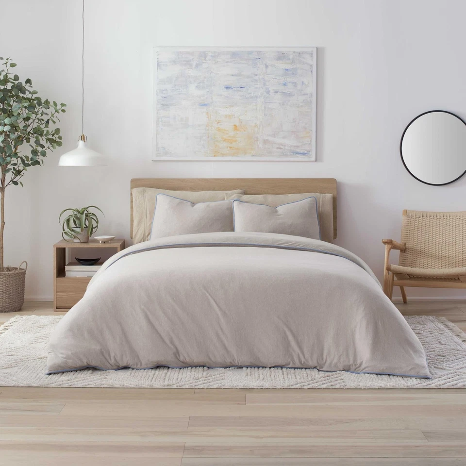 Conjunto de edredón King de 3 piezas tejido jersey liso - mezcla de algodón - ultra suave y acogedor Foto 4 de 4