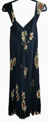 Vince Gardenia Floral Pleated Midi Dress Blue Twist Front NWT Size 10 $345