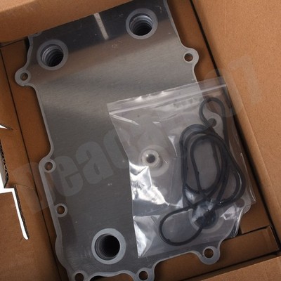 Brand NEW For Paccar Oil Cooler 1780140+Gaskets US