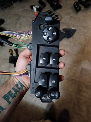 2006 Chrysler Pacifica Window Switch Master