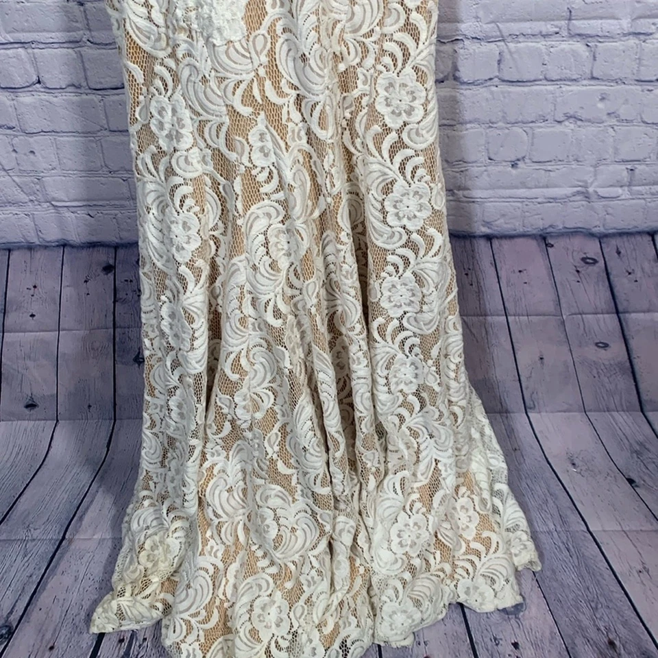 Vestido Jovani Baile de graduación 28547 Hasta el suelo Encaje Cuello en V Forrado Crema Talla 10 Nuevo con Etiquetas Boda Foto 2 de 4