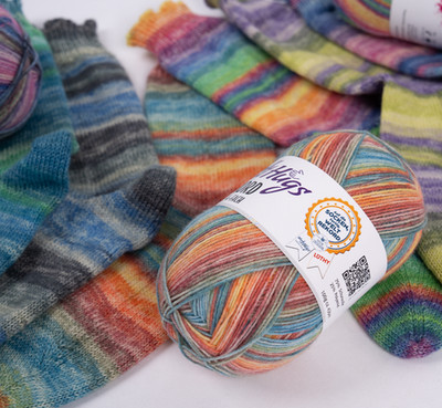 6x100g Woolly Hugs WELTREKORD SOCKENWOLLE 4-fach *Mitmachen & Gutes tun*