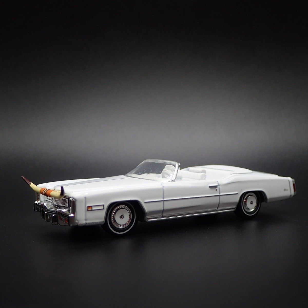 1976 CADILLAC ELDORADO CONVERTIBLE BOSS HOGG DUKES 1:64 SCALE