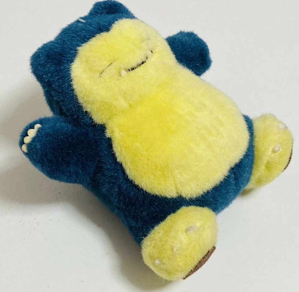 Peluche Original Snorlax Tomy Auldey con Etiquetas 1998 Pokémon De Colección Foto 3 de 4