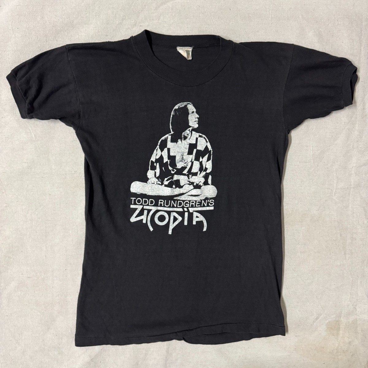 Vintage 70s Todd Rundgren Utopia Prog Rock Band Black Medium T 