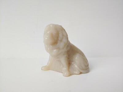 Mosser Art Glass lion figurine