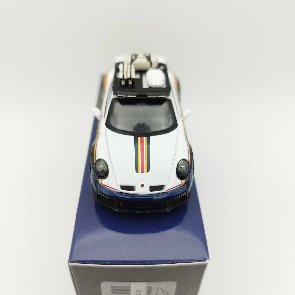 MINI GT Porsche 911 (992) Dakar Rallye Design Package - Voiture Miniature 1:64 - Photo 4/4