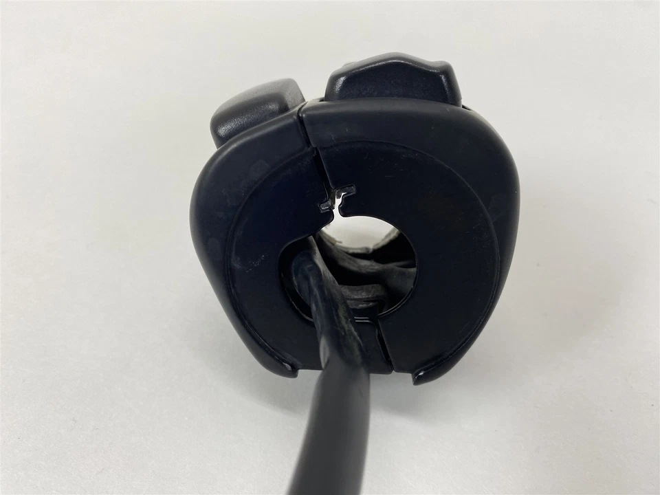 Harley-Davidson 2009 Softail Heritage Hand Control Switches 71620-08 - Изображение 4 из 4