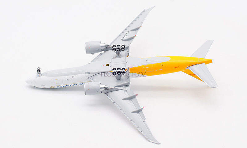 航空機・ヘリコプター JC 1:400 B777-200LRF 9V-DHA FD JC Wings