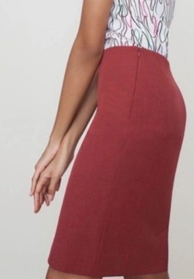 M.M. LaFleur Burgundy Pencil Skirt Size 4   Classic Workwear, Minimalist Chic