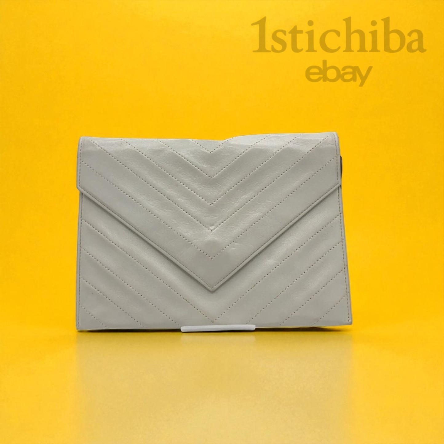 Borsa pochette Yves Saint Laurent in pelle avorio usata semplice