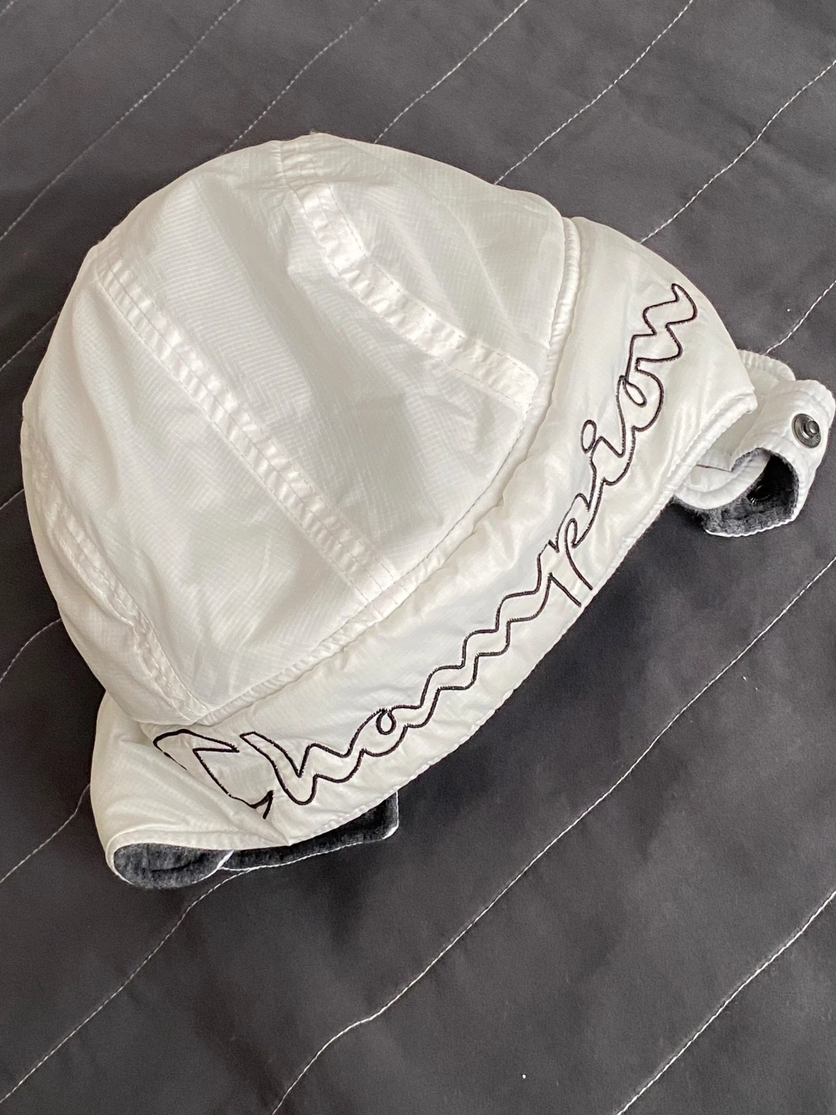 Champion Trapper Hat White Gray Ear Flap Aviator Winter Cap Quilted Fleece Lined
Opens in a new wind