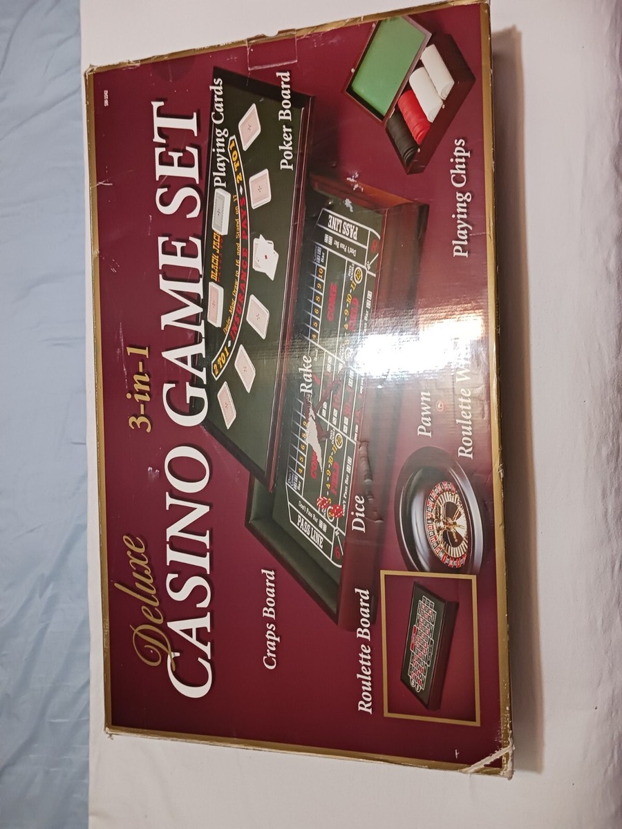 Casino Game Set 3 in 1 Blackjack, Roulette, Craps Wooden