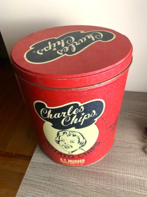 Vtg. Charles Chips 1990 Decorative Repro 9-1/2