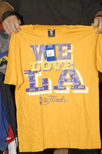 Los Angeles Lakers t shirt New w tags Unk We love LA Gold Small Mint 10's 00's