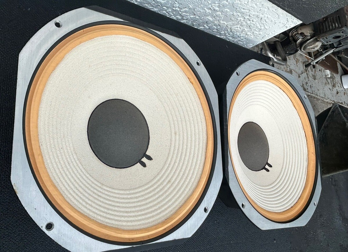 Pair of JBL LE14A Speakers 8 Ohm Lancer 99s. Excellent Pair of JBL LE14A Speakers 8 Ohm Lancer 99s. Excellent