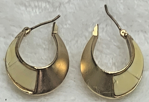 Vtg Monet Hoop Gold Tone Oval Chunky Earrings RARE~POLISHED, SMOOTH FINISH