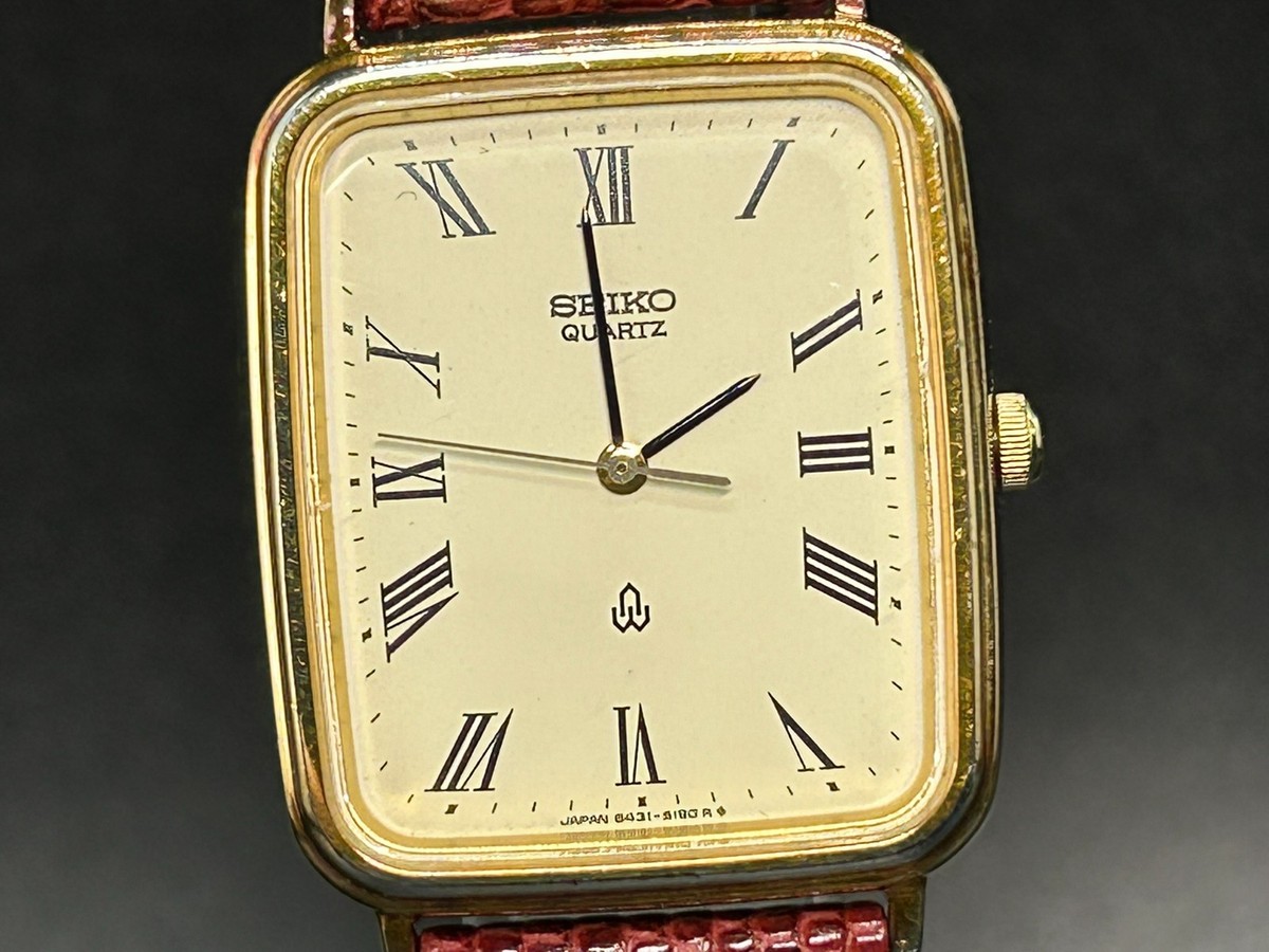 Vintage SEIKO Chariot 6431-5090 Gold Square Roman UNISEX 27m QZ
