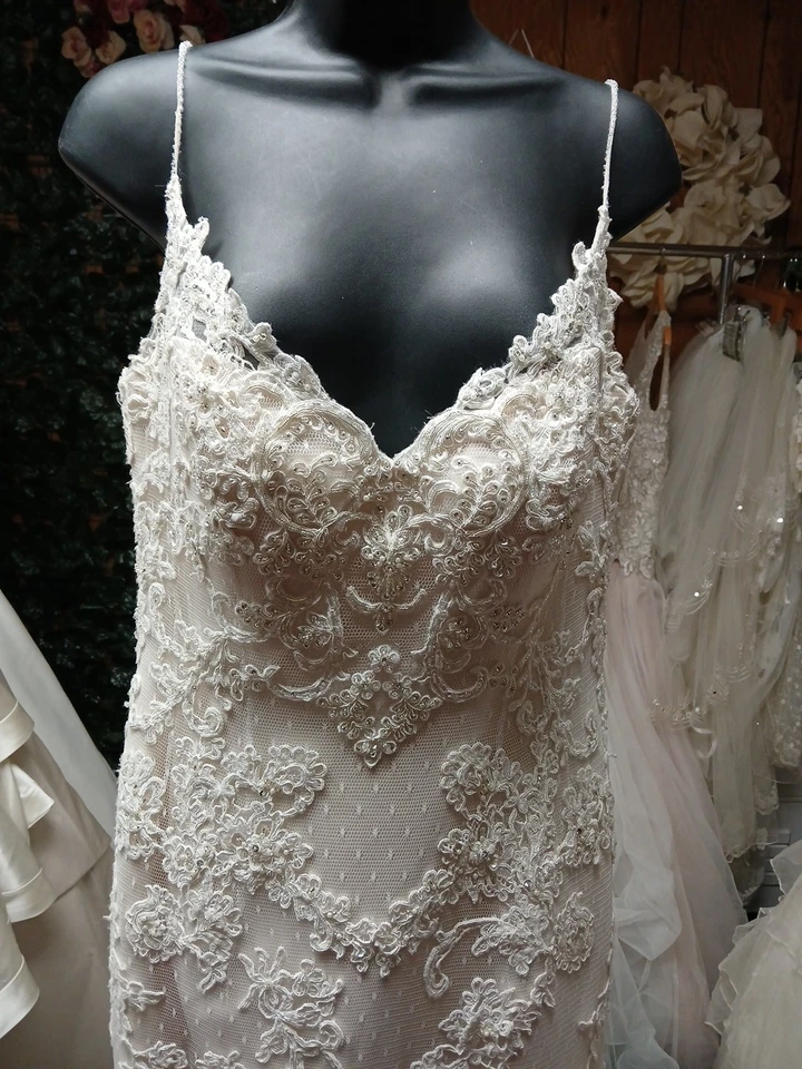 Casablanca Bridal Ivory /Champagne Lace Gown Size 12 Style 1975 - Image 2 of 4