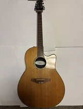 Ovation Celebrity GC057 Medium Bowl Back Acoustic-Electric Guitar