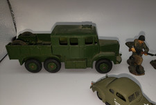 Dinky Supertoys Medium Artillery Tractor Model number 689 Meccano LTD.
