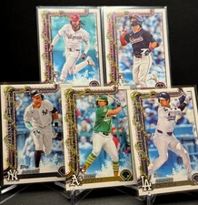 2025 Topps Holiday MLB | Pick Your Player | Base H1-H200, RC | Bulk Discounts!