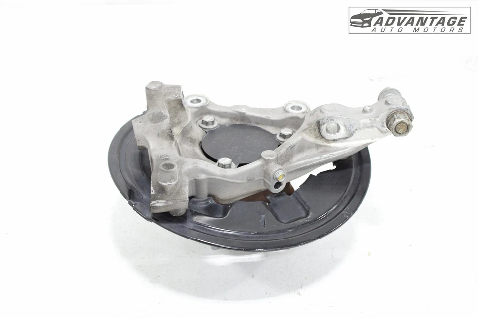 2020-2025 CADILLAC CT4 RWD FRONT LEFT SPINDLE KNUCKLE WHEEL HUB BEARING OEM - Image 4 of 4