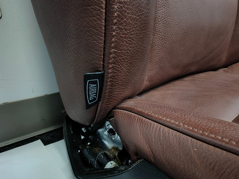 2007 - 2010 BMW 328i conjunto de almofada de assento dianteiro esquerdo e direito couro marrom fabricante de equipamento original - Imagem 4 de 4