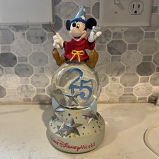 Vintage Walt Disney World Mickey Mouse 25th Anniversary Musical Snow Globe