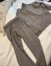 F&F knitted co-ord set (jumper and trousers).