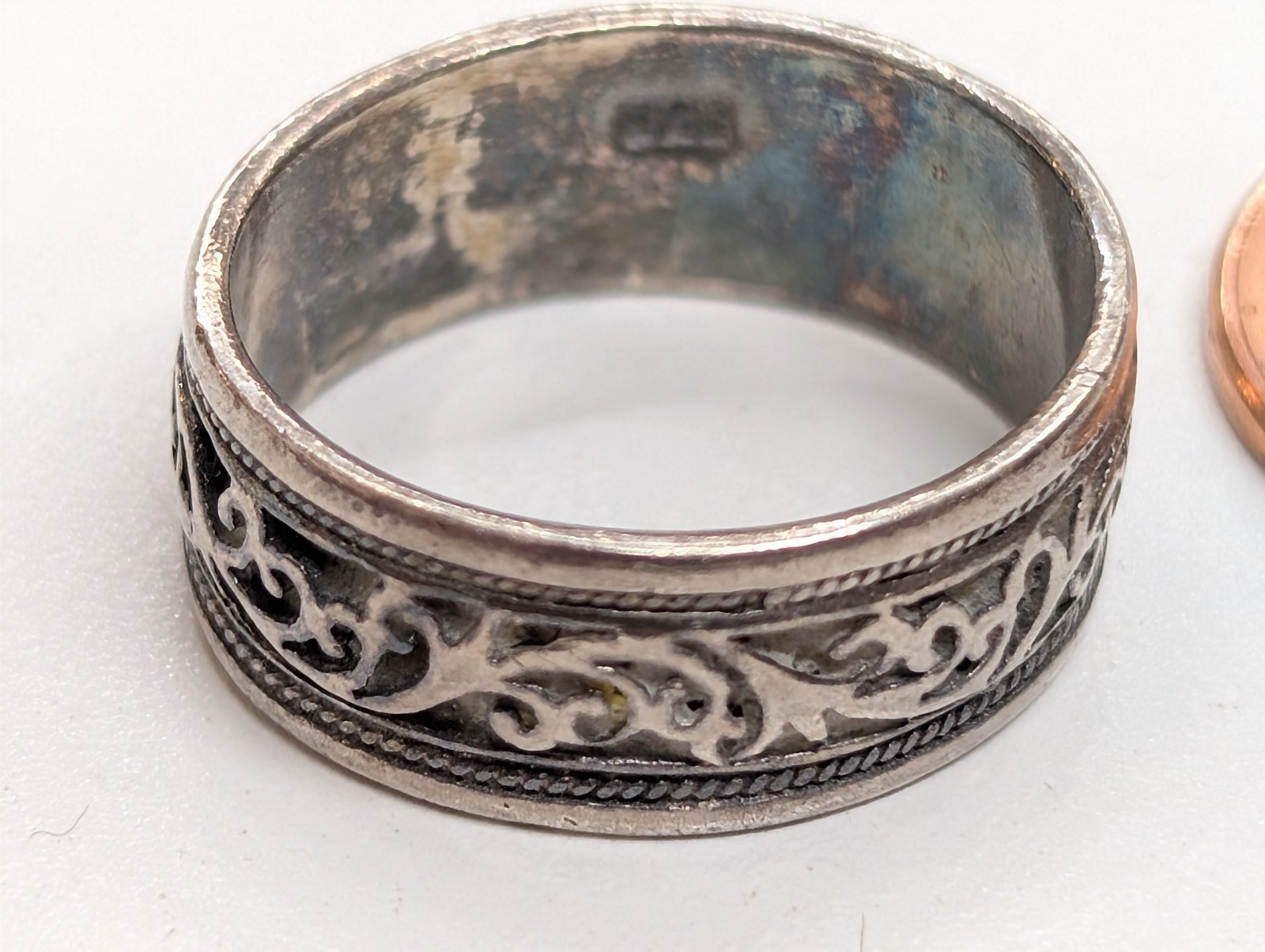VINTAGE STERLING SILVER SCROLL PATTERN RING HALLM… - image 1