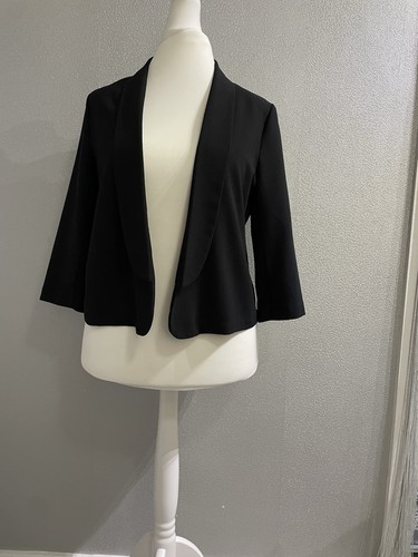 F&F schwarze ungefütterte Jacke von Rand zu Rand 18
