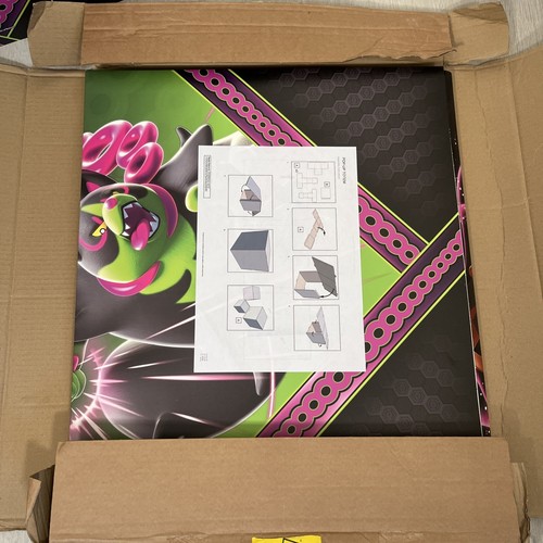 2x Pokemon TCG Shrouded Fable Totem And Cubes Retail Store Display - Bild 2 von 5