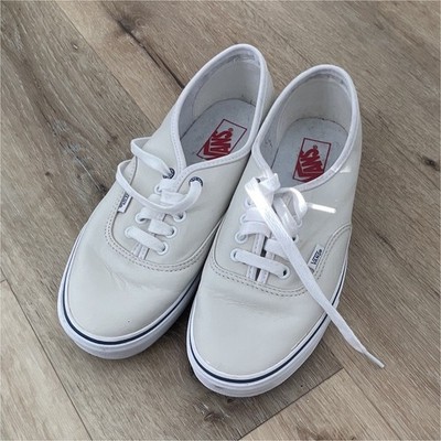 VANS Authentic Men's White Low Top Lace-Up Sneakers Solid Rubber Outsole