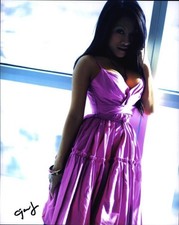 Cj Miles signed model 8x10 Photo -PROOF- -CERTIFICATE- (G44)