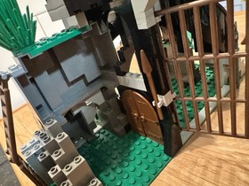 LEGO 6076 Castle: Dark Dragon's Den w/ Manual and Figures NO BOX