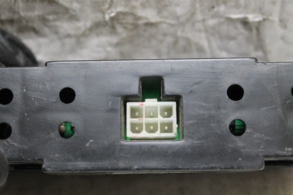 Pantalla de reloj de tablero Suzuki Forenza 2004-2006 96434783 OEM 942 4i9-B1 Foto 3 de 4