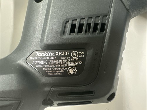 NEW Makita Brushless 18V XRJ07 Cordless Compact Reciprocating Saw 18 Volt Black - Picture 8 of 14