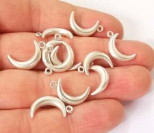 10 Crescent Moon Charms Double Sided Antique Silver Plated 18x10mm G24621