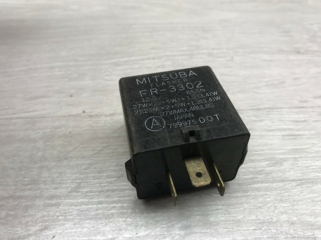 Реле стеклоочистителя 3302