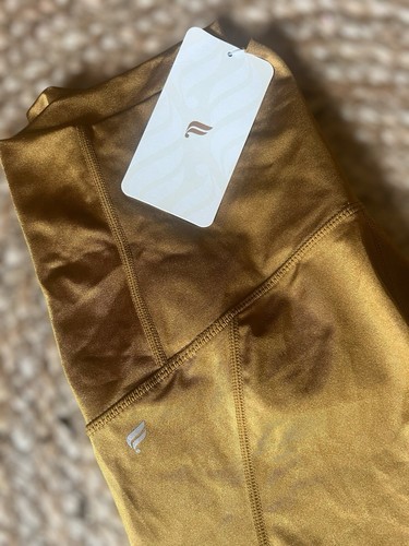 New! Fabletics High Waisted Shine Maternity Legging Medium Dark Bronze Shine - Picture 10 of 11
